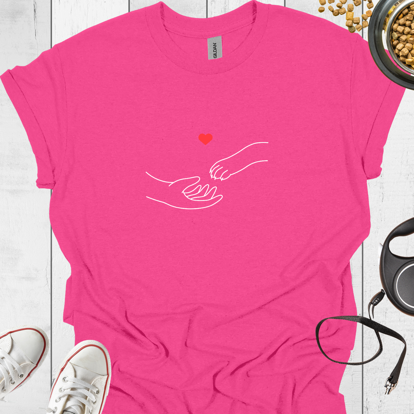 Hundeliebe Hand Pfote Herz T-Shirt – Großer Druck - Hundeliebe Mode